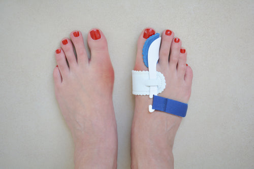 Surgery from any type of foot surgery can be uncomfortable while trying to sleep. The Original Foot Free Pillow can help by creating a comfort zone around your feet, allowing them to  breathe and move freely.